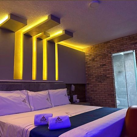 Hotel Bataclan Temixco Buitenkant foto