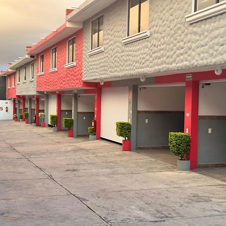 Hotel Bataclan Temixco Buitenkant foto