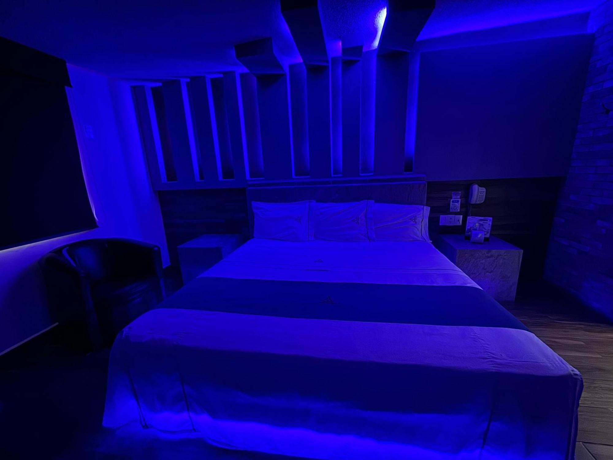 Hotel Bataclan Temixco Buitenkant foto
